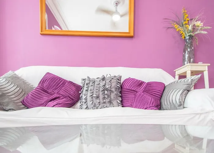 Del Arqueólogo De Apartamento