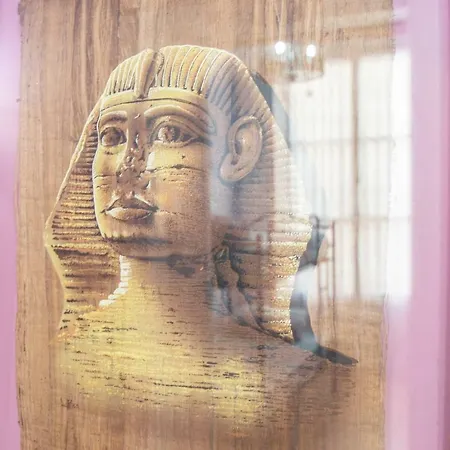 Del Arqueologo De Appartement Cadix